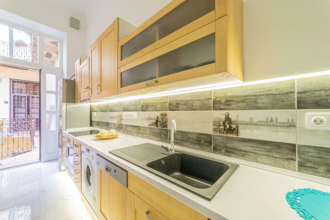 Budapest Luxury Apartments Ab Exteriör bild
